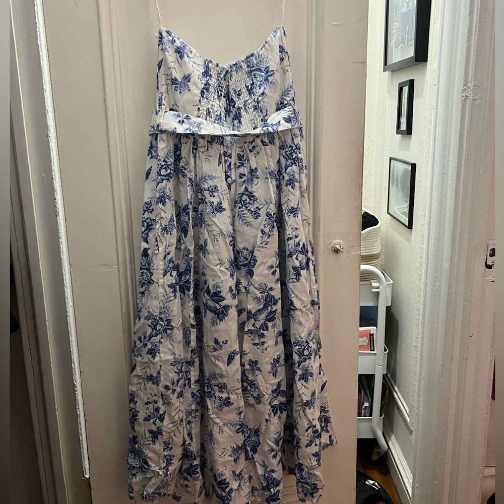 & Other Stories Blue and White Floral Midi Dress - Picture 5 of 7